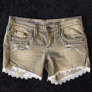 $188 Stitches distressed lace denim shorts Sz 27